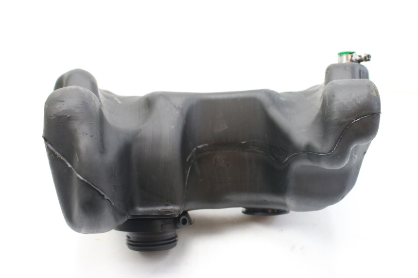 photo de RESERVOIR ESSENCE PEUGEOT TKR TREKKER FURIOUS 50 (2005 - 2014)