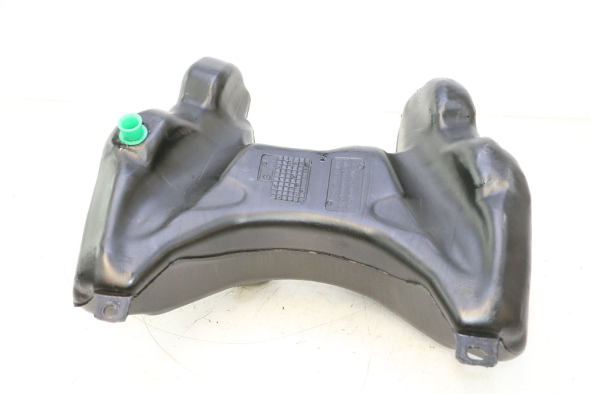 photo de RESERVOIR ESSENCE PEUGEOT TKR TREKKER FURIOUS 50 (2005 - 2014) - Détail de la pièce