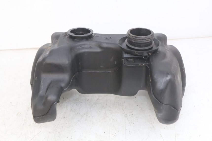 photo de RESERVOIR ESSENCE PEUGEOT TREKKER 50 (1998 - 2004)