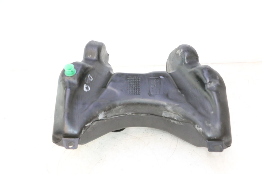 photo de RESERVOIR ESSENCE PEUGEOT TREKKER 50 (1995 - 2004) - Zoom état d’usage