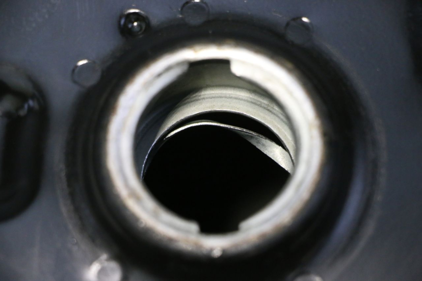 photo de RESERVOIR ESSENCE PEUGEOT TWEET PRO CARGO 50 (2018 - 2020)