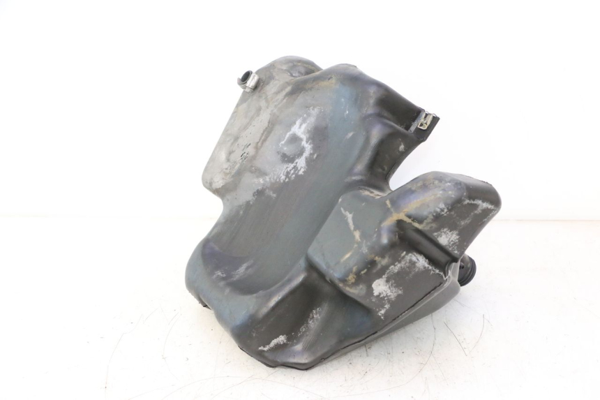 photo de RESERVOIR ESSENCE PIAGGIO VESPA LX 2T 50 (2005 - 2013) - Détail de la pièce