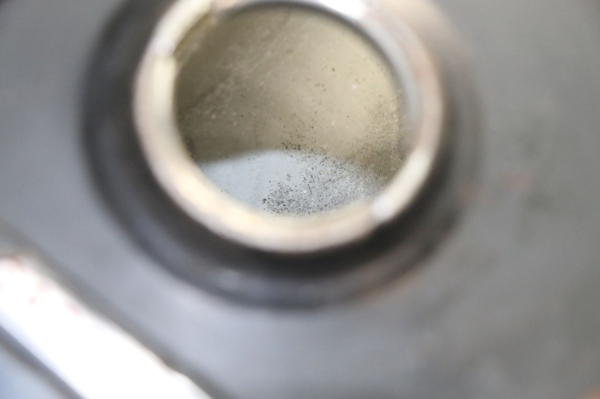 photo de RESERVOIR ESSENCE PIAGGIO VESPA PK FL 2T 50 (1990 - 1996) - Zoom état d’usage
