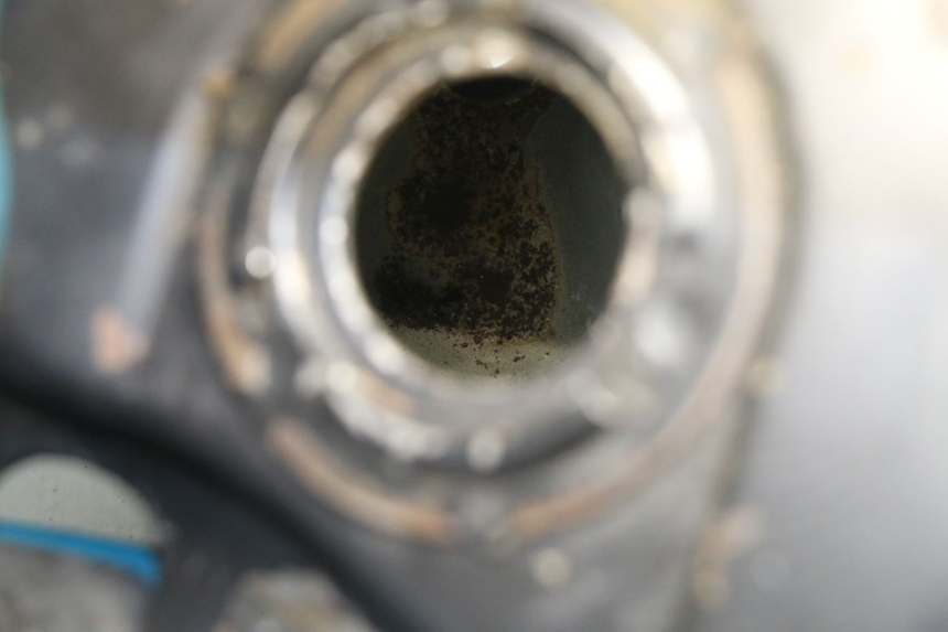 photo de RESERVOIR ESSENCE PIAGGIO VESPA PK FL 2T 50 (1990 - 1996) - Autre angle de vue