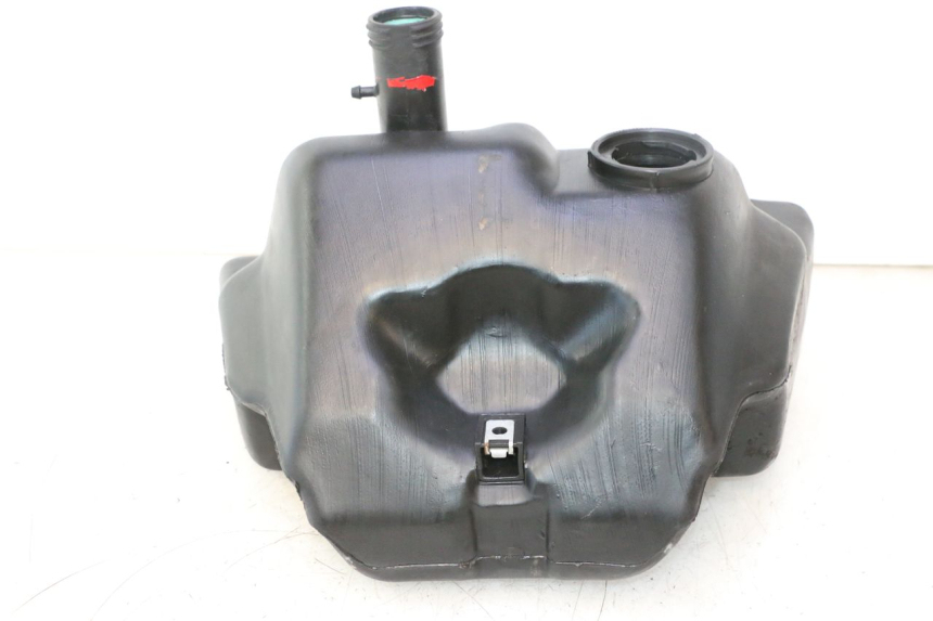 photo de RESERVOIR ESSENCE PIAGGIO VESPA S 2T 50 (2007 - 2014) - Autre angle de vue