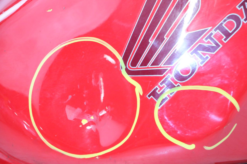 photo de RESERVOIR ESSENCE HONDA VFR FI RC46 800 (1998 - 2001) - Angle alternatif