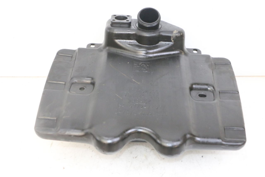 photo de RESERVOIR ESSENCE PEUGEOT VIVACITY NEW 4T 50 (2008 - 2017)