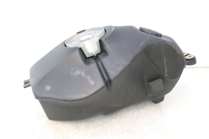 photo de RESERVOIR ESSENCE DAELIM VJ ROADWIN 125 (2004 - 2007) - Autre angle de vue