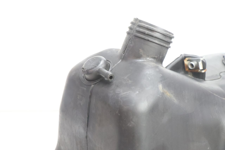 photo de RESERVOIR ESSENCE PIAGGIO X9 AMALFI 180 (2000 - 2003) - Points de fixation