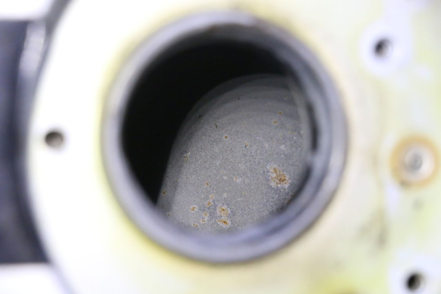 photo de RESERVOIR ESSENCE YAMAHA XJR 1300 (1998 - 2002) - État de surface