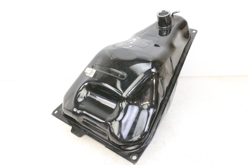 photo de RESERVOIR ESSENCE YAMAHA XMAX X-MAX 125 (2021 - 2025)