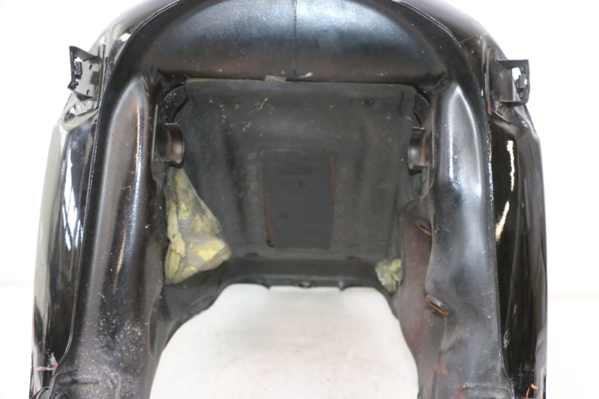 photo de RESERVOIR ESSENCE HONDA XRV AFRICA TWIN 750 (1990 - 1992) - Marquages et références