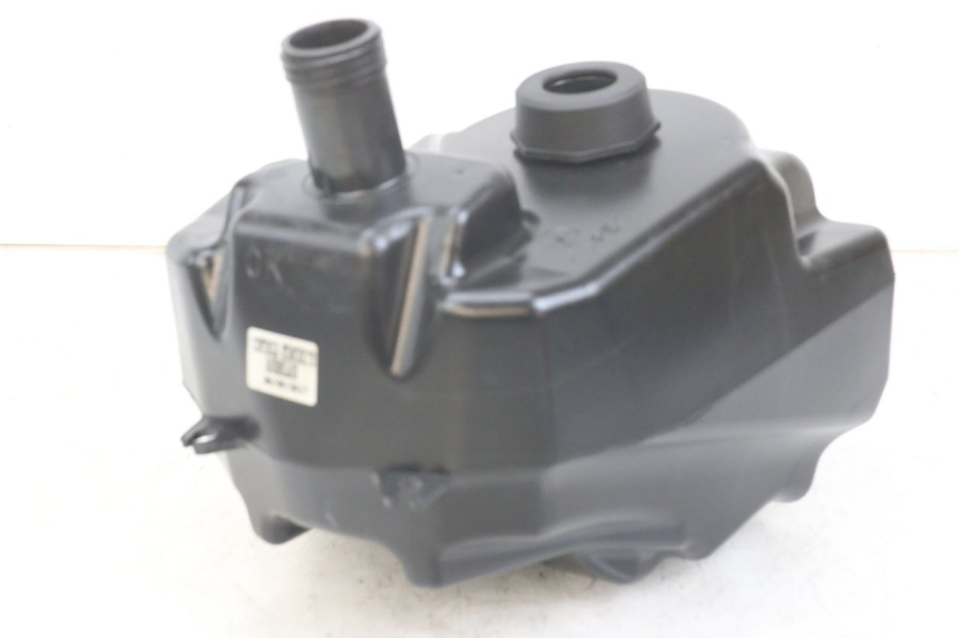 photo de RESERVOIR ESSENCE YAMAHA AEROX 2T 50 (2013 - 2017)