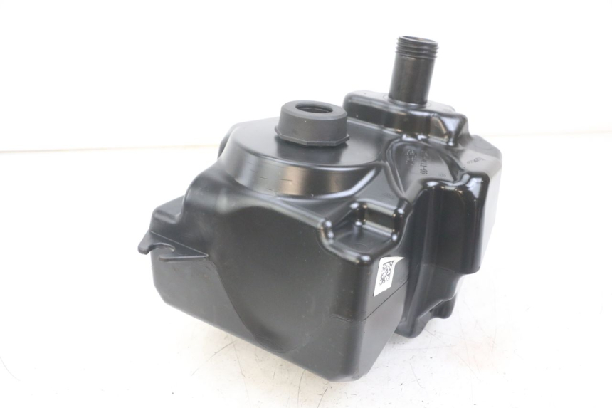 photo de RESERVOIR ESSENCE YAMAHA AEROX 2T 50 (2013 - 2017)