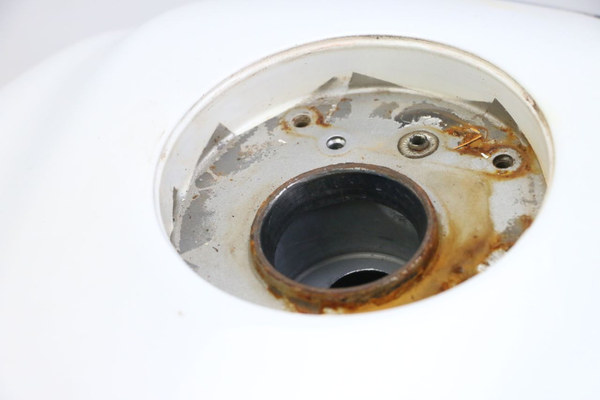 photo de RESERVOIR ESSENCE YAMAHA FZ1 FAZER 1000 (2007 - 2009)