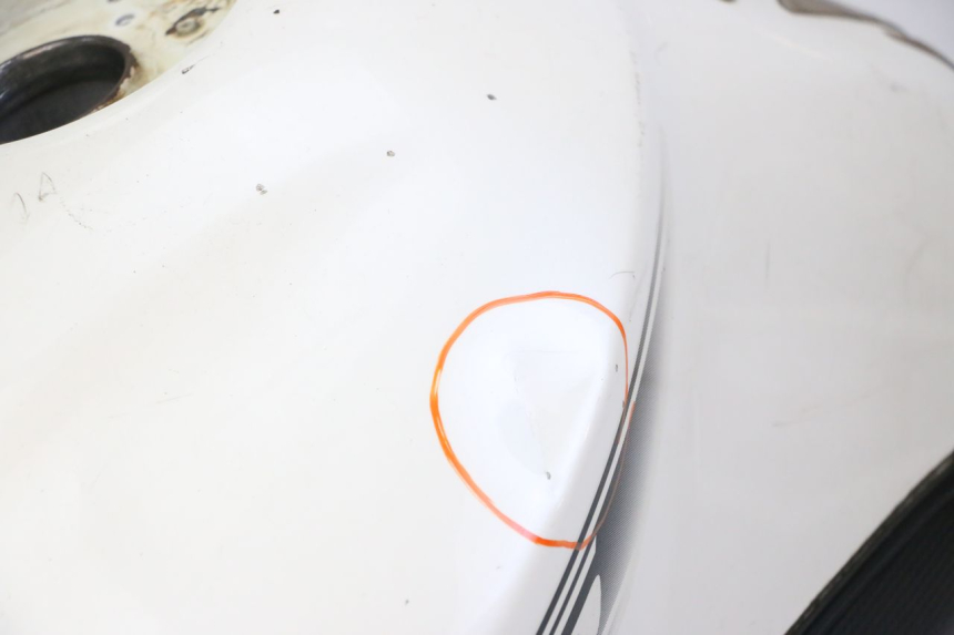 photo de RESERVOIR ESSENCE YAMAHA XJ6 ABS 600 (2008 - 2016)