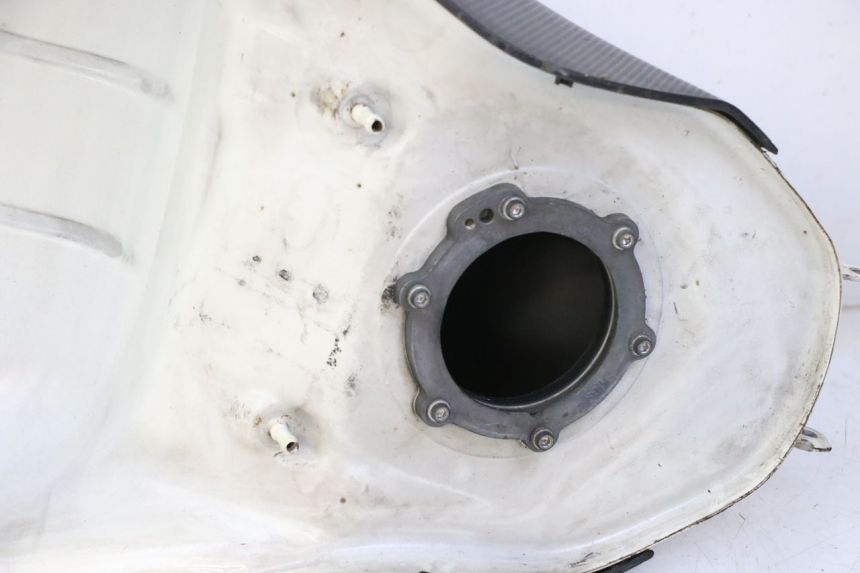 photo de RESERVOIR ESSENCE YAMAHA XJ6 ABS 600 (2008 - 2016)