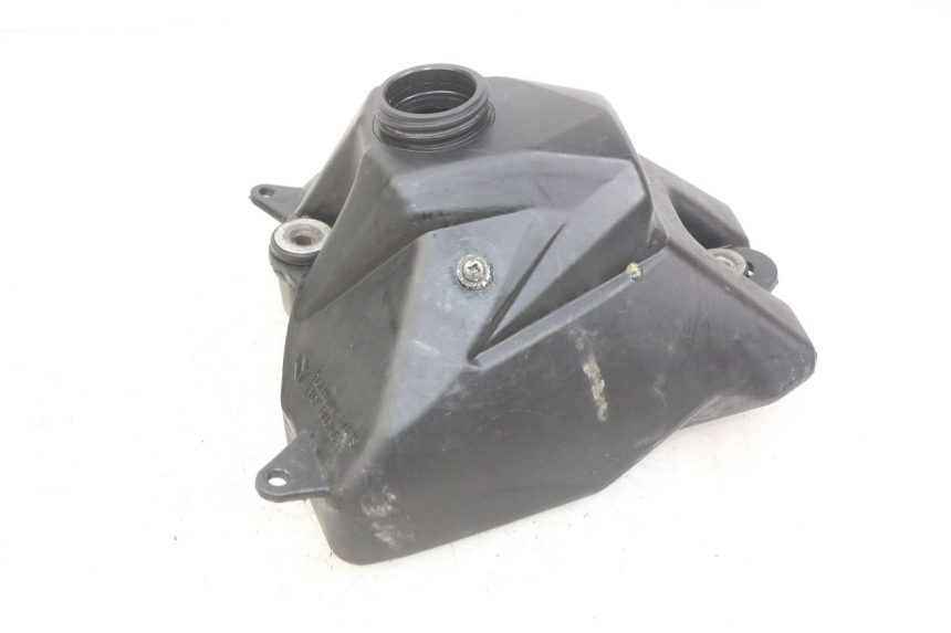 photo de RESERVOIR ESSENCE YCF PILOT 125