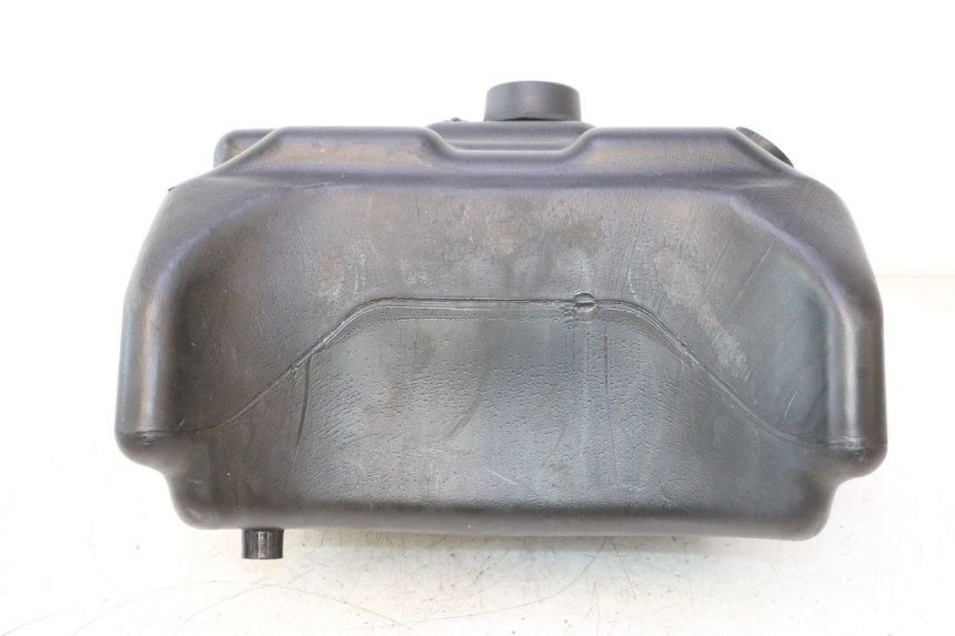 photo de RESERVOIR ESSENCE YAMAHA YP MAJESTY 125 (2002 - 2006) - Zoom état d’usage