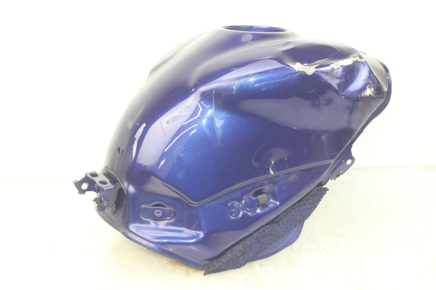 photo de RESERVOIR ESSENCE YAMAHA YZF R1 1000 (2007 - 2008)
