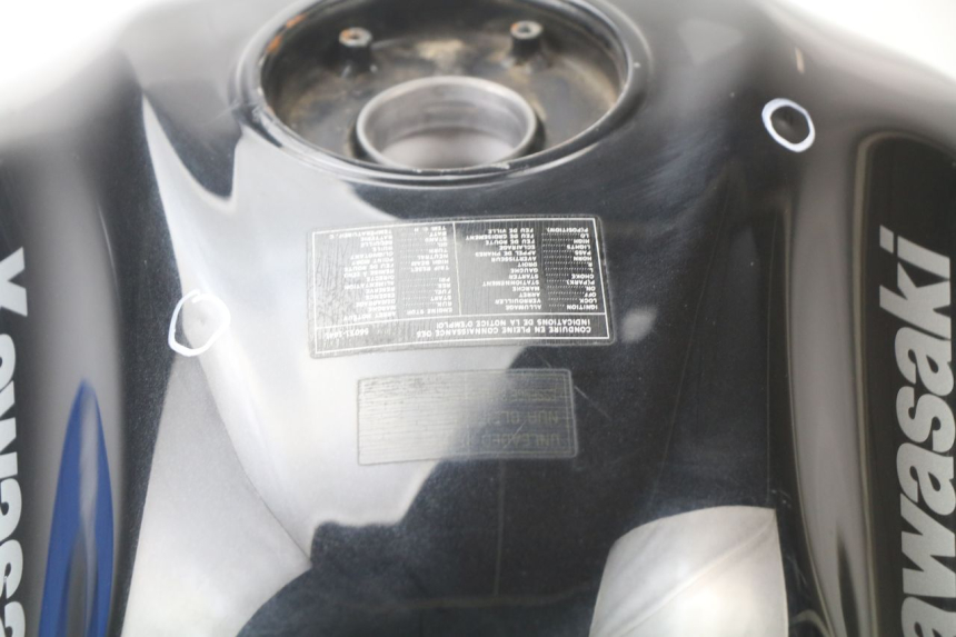 photo de RESERVOIR ESSENCE KAWASAKI Z ABS 750 (2007 - 2013)