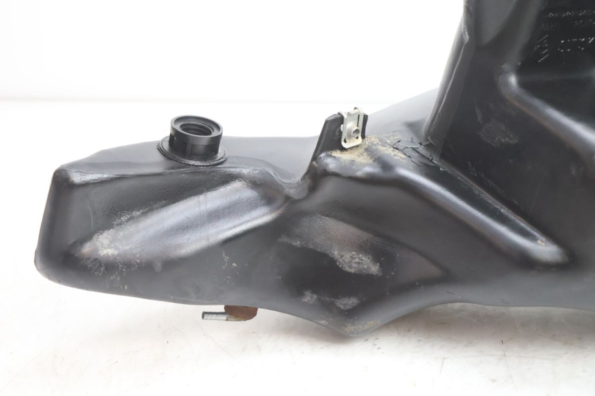 photo de RESERVOIR ESSENCE PIAGGIO ZIP 2T 50 (2009 - 2019) - Détail de la pièce