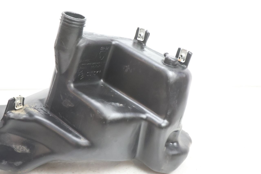 photo de RESERVOIR ESSENCE PIAGGIO ZIP 2T 50 (2009 - 2019) - Zoom état d’usage