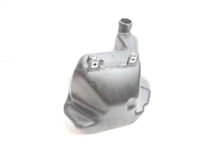 photo de RESERVOIR ESSENCE PIAGGIO ZIP 2T 50 (2009 - 2019) - État de surface