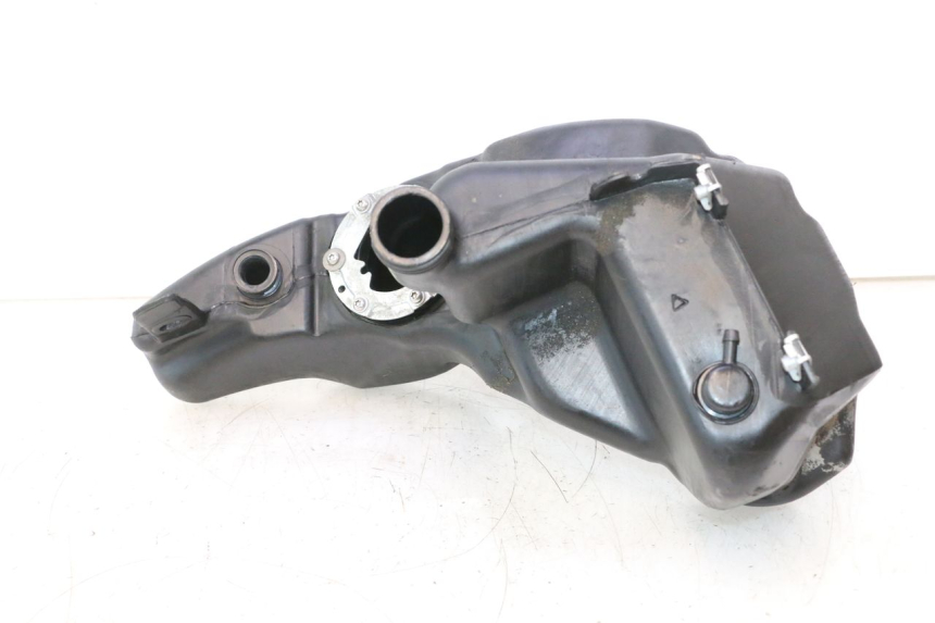 photo de RESERVOIR ESSENCE PIAGGIO ZIP 4T 50 (2018 - 2020) - Vue principale