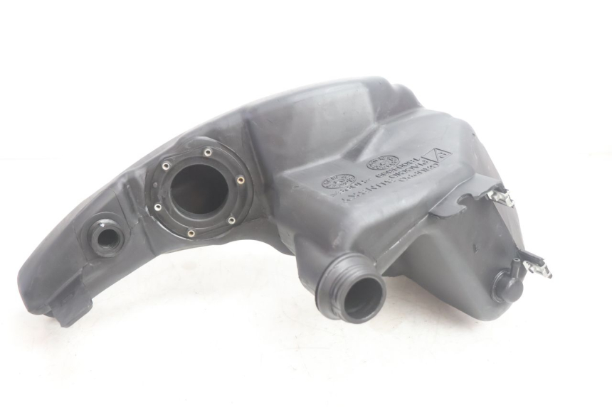 photo de RESERVOIR ESSENCE PIAGGIO ZIP IGET 4T 50 (2021 - 2023) - Gros plan technique