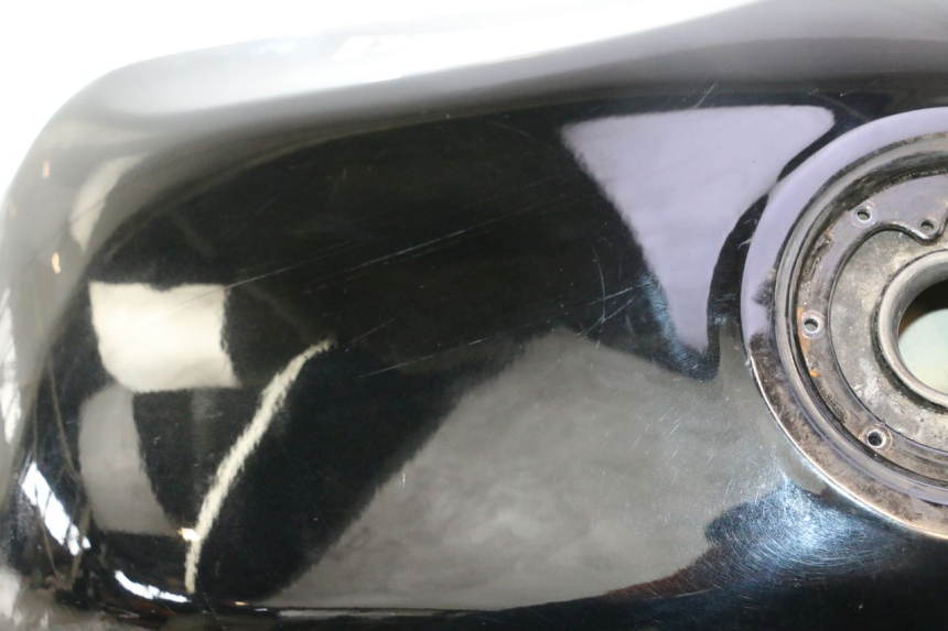photo de RESERVOIR ESSENCE KAWASAKI ZZR 600 (1995 - 2004) - Vue produit