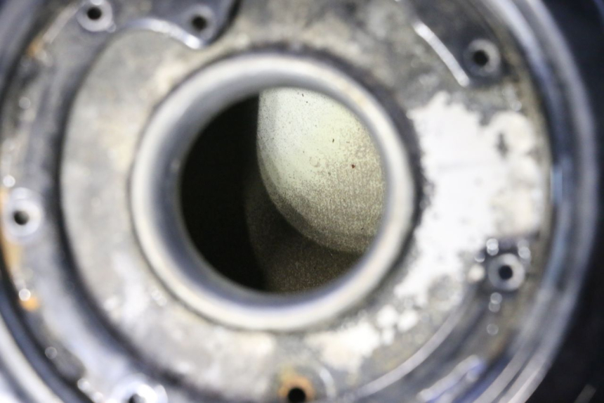 photo de RESERVOIR ESSENCE KAWASAKI ZZR 600 (1995 - 2004) - Inspection visuelle