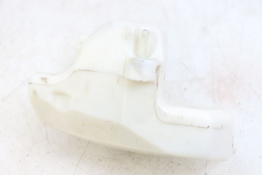 photo de RESERVOIR HUILE PEUGEOT KISBEE 2T 50 (2018 - 2022) - Zoom état d’usage