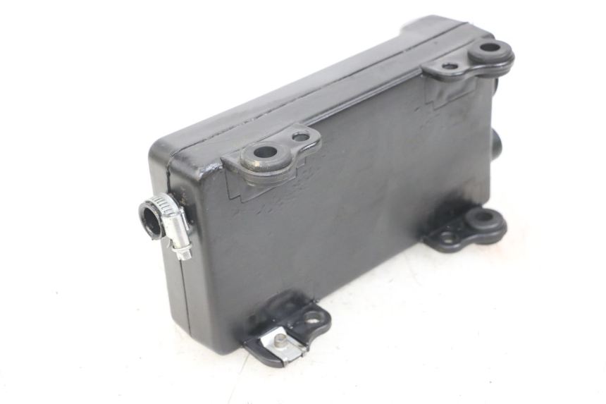 photo de RESERVOIR HUILE RIEJU MRT 50 (2018 - 2021)