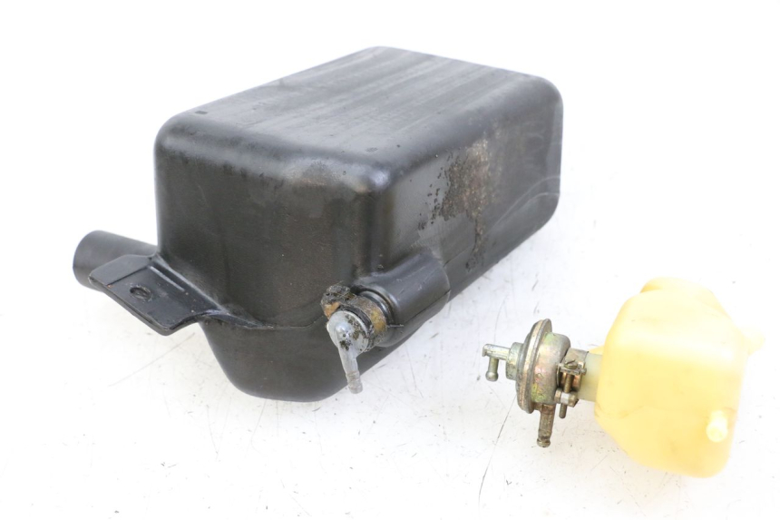 photo de RESERVOIR HUILE GILERA RUNNER LC 50 (1997 - 1998) - Autre angle de vue