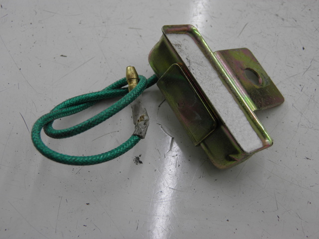 photo de RÉSISTANCE PEUGEOT TWEET 4T 50 (2010 - 2014)