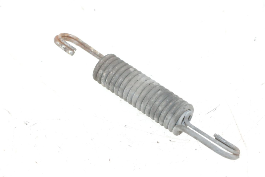 photo de RESSORT BEQUILLE CENTRALE PEUGEOT KISBEE 2T 50 (2010 - 2017) - Zoom état d’usage