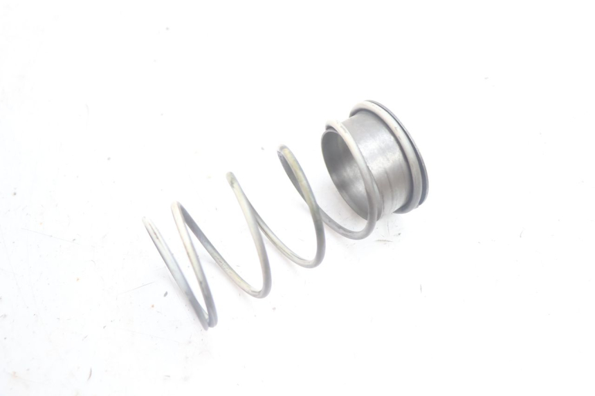 photo de RESSORT POUSSEE PIAGGIO LIBERTY 50 (1998 - 2003) - Zoom état d’usage