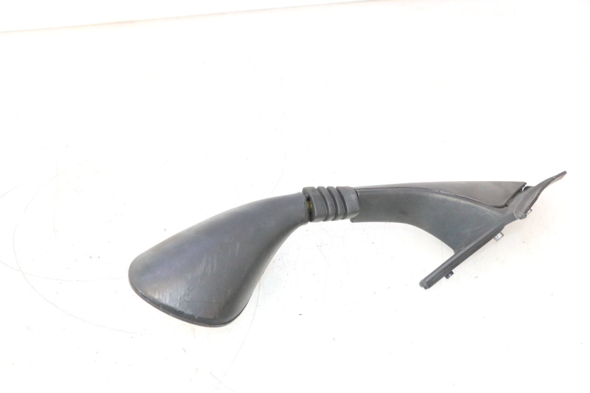 photo de RETROVISEUR DROIT APRILIA ATLANTIC S 125 (2010 - 2013) - Détails caractéristiques