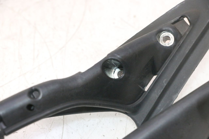photo de RETROVISEUR DROIT APRILIA ATLANTIC S 125 (2010 - 2013) - Vue d’ensemble