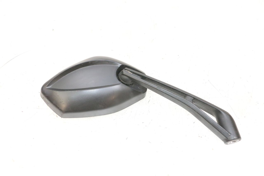 photo de RETROVISEUR DROIT MAG POWER BOMBERS 4T 50 (2016 - 2026) - Points de fixation