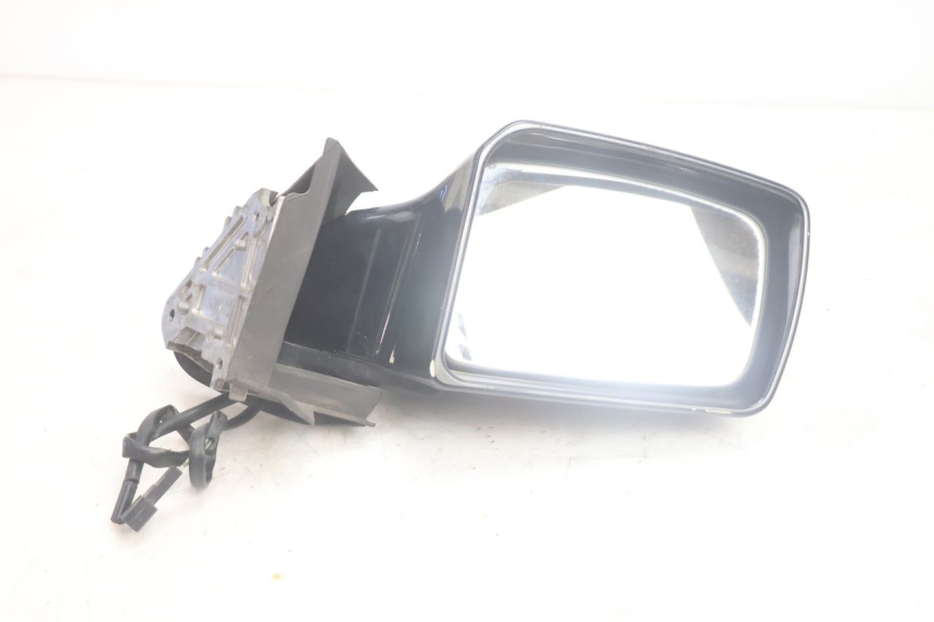 photo de RETROVISEUR DROIT SUZUKI BURGMAN EXECUTIVE ABS 650 (2006 - 2012) - Vue principale