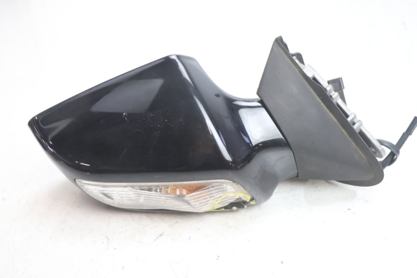 photo de RETROVISEUR DROIT SUZUKI BURGMAN EXECUTIVE ABS 650 (2006 - 2012) - État de surface