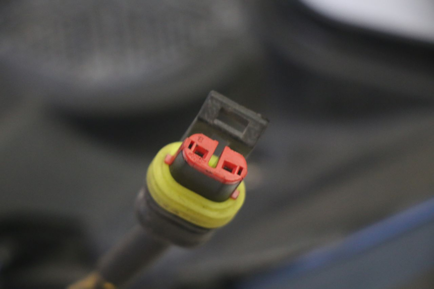 photo de RETROVISEUR DROIT YAMAHA FJR ABS 1300 (2006 - 2012) - Vue d’ensemble