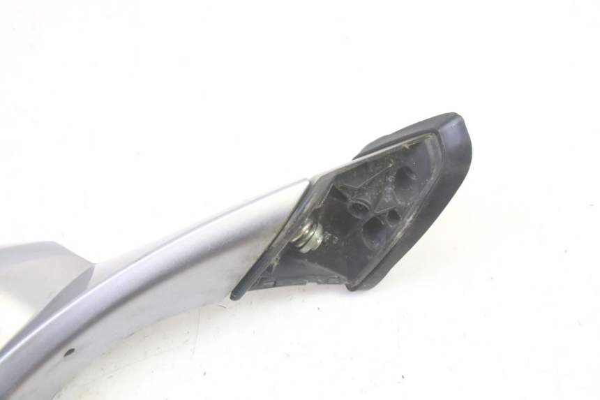 photo de RETROVISEUR DROIT SYM GTS EVO 125 (2009 - 2013) - Marquages et références