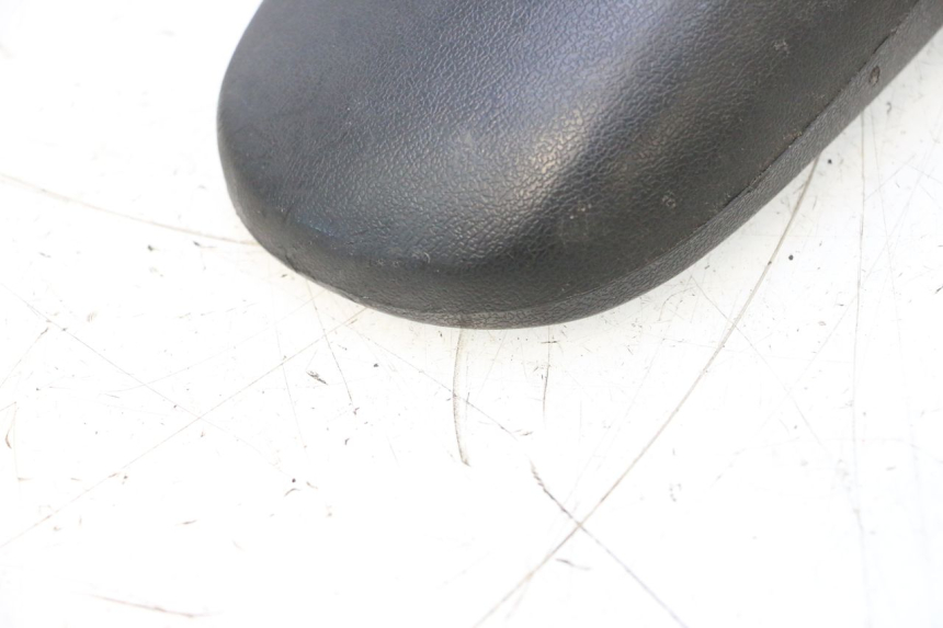 photo de RETROVISEUR DROIT PIAGGIO MP3 RL 250 (2006 - 2010) - Gros plan technique