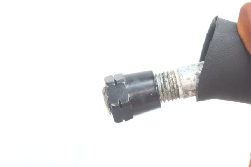 photo de RéTROVISEUR DROIT YAMAHA X-MAX XMAX 125 (2010 - 2013) - Zoom état d’usage
