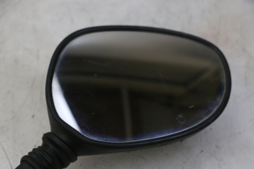 photo de RéTROVISEUR DROIT PIAGGIO XEVO - X EVO 125 (2007 - 2016)