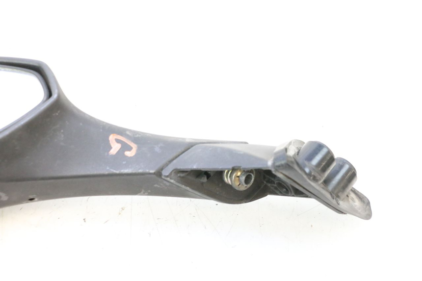 photo de RETROVISEUR GAUCHE SYM GTS EVO 125 (2009 - 2013) - Autre angle de vue