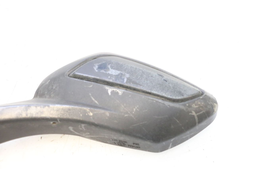 photo de RETROVISEUR GAUCHE SYM GTS EVO 125 (2009 - 2013) - État de surface